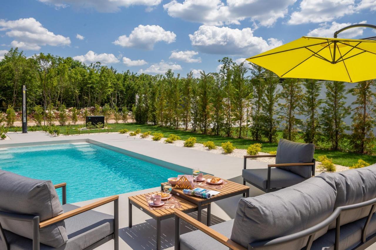 Bandelli Villas Oklaj Εξωτερικό φωτογραφία