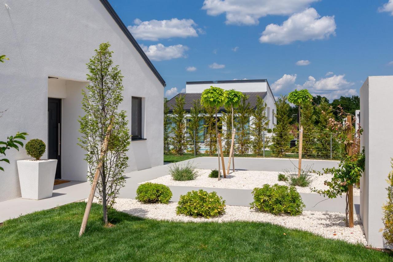 Bandelli Villas Oklaj Εξωτερικό φωτογραφία