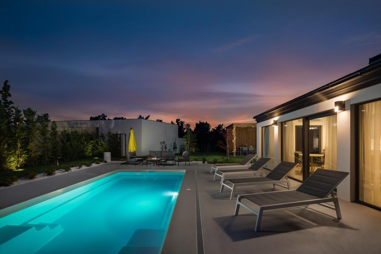 Bandelli Villas Oklaj Εξωτερικό φωτογραφία